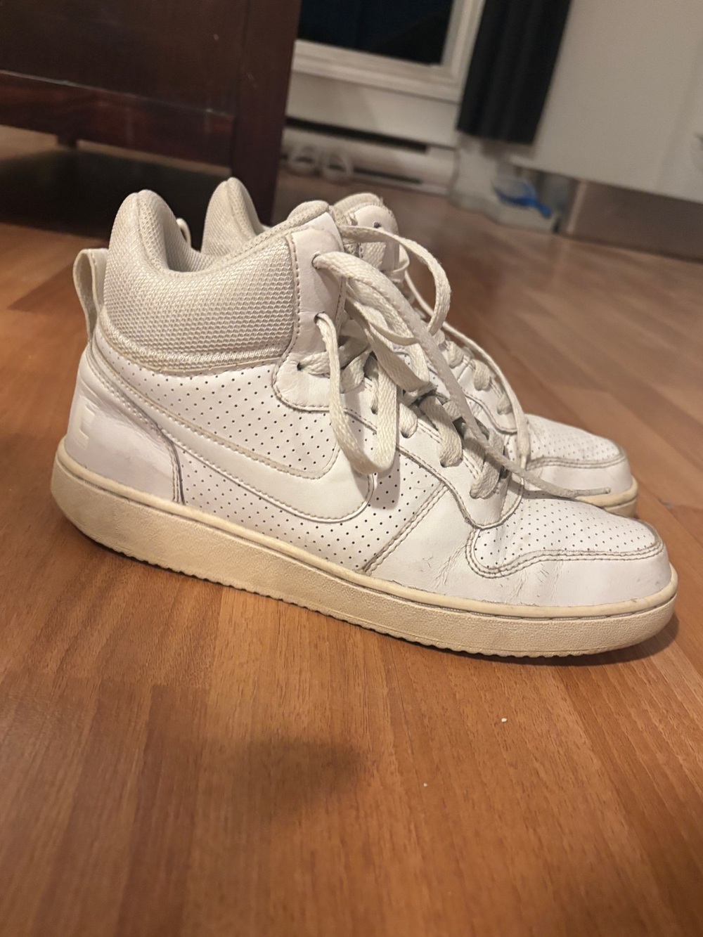 Nike Women’s White Mid-Top Sneakers